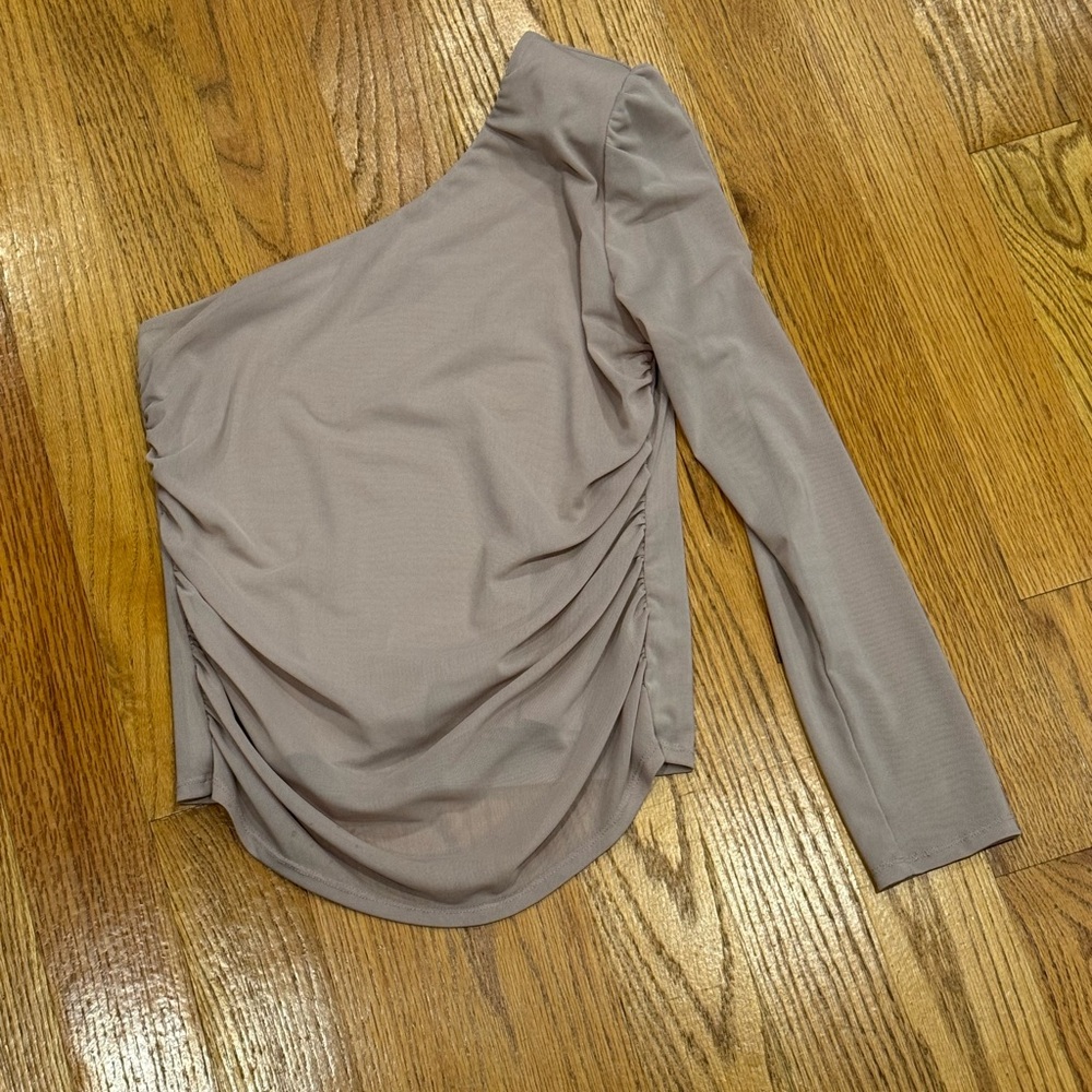 Stella Luce Soft Tan Apparel